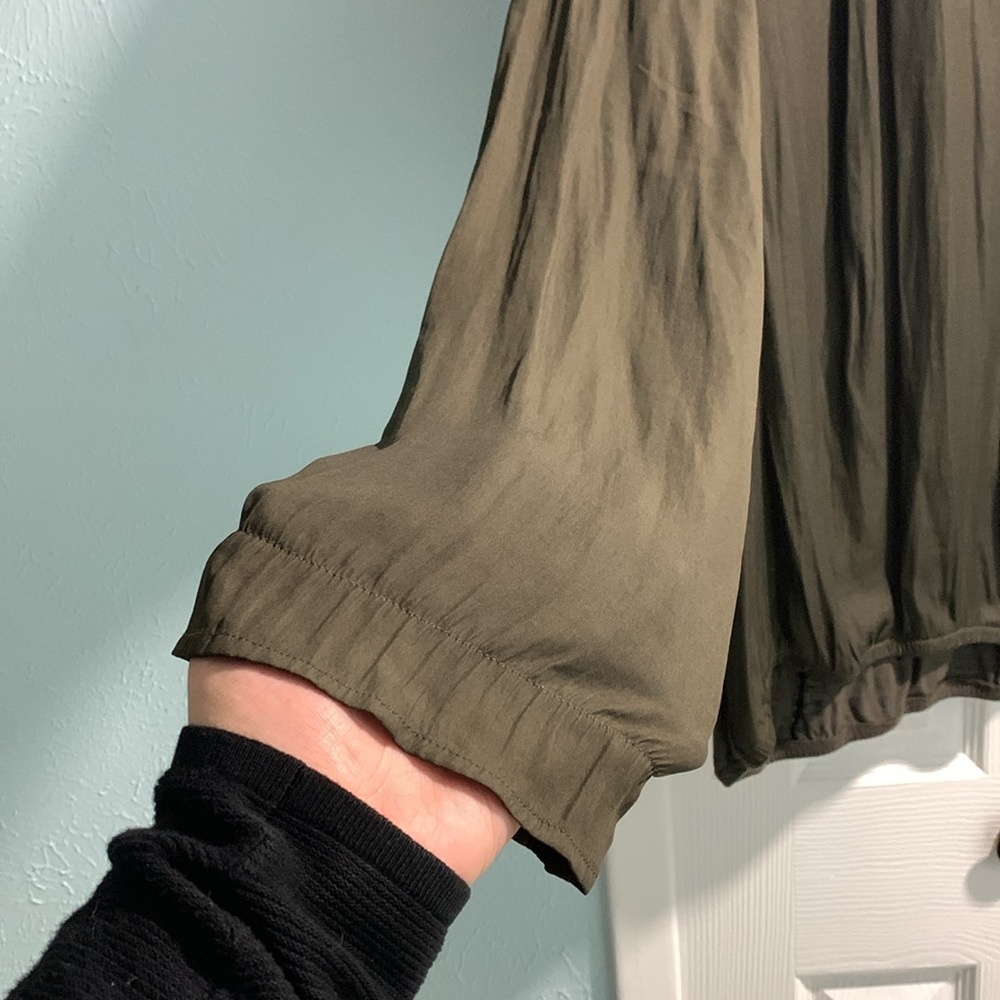 Green Longsleeve ACOS&A Blouse - Picture 3 of 12